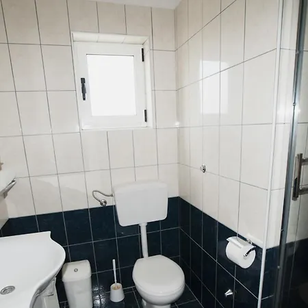Toka Apartment Petrcane