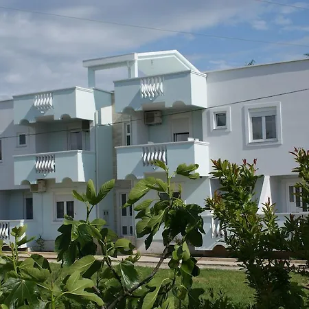 Toka Apartment Petrcane