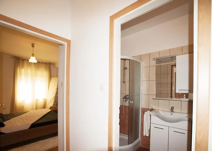 Toka Apartment *